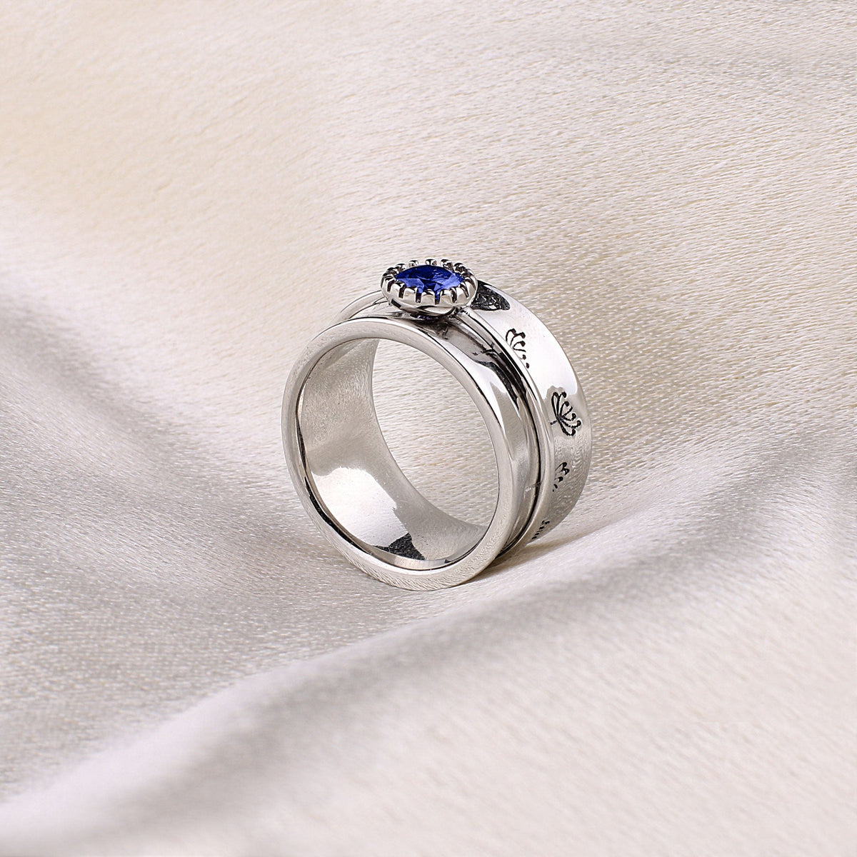 Silver Dandelion Birthstone Spinning Fidget Ring