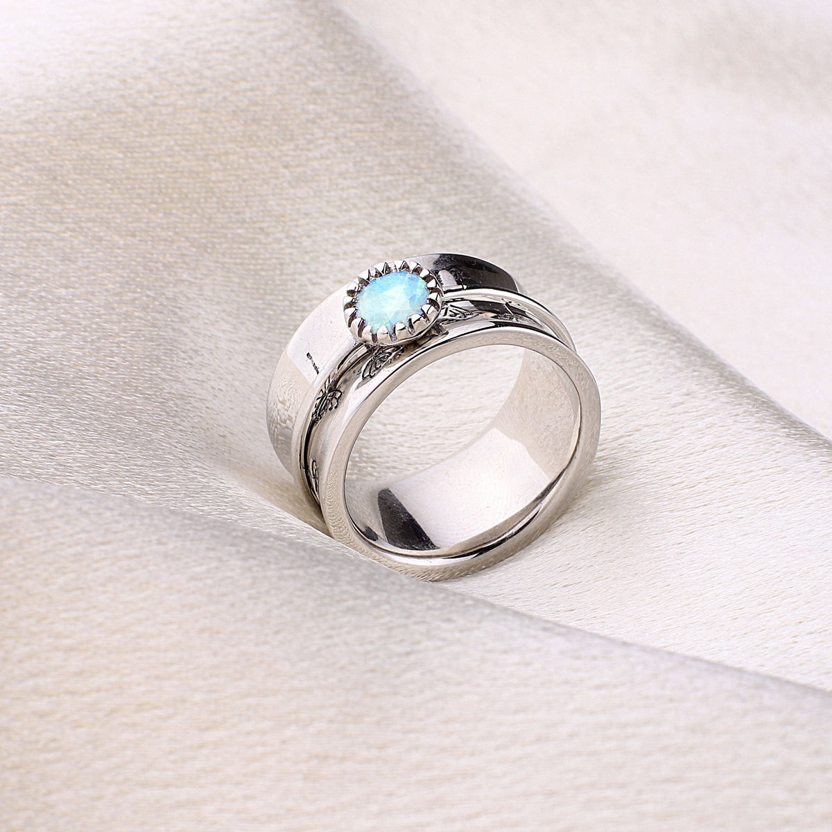 Silver Dandelion Birthstone Spinning Fidget Ring